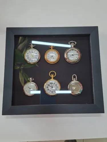 Relógios de bolso emoldurados decoração retrô