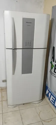 GELADEIRA FROSSFREE 480 LITROS((BAIRRO AMAMBAI)