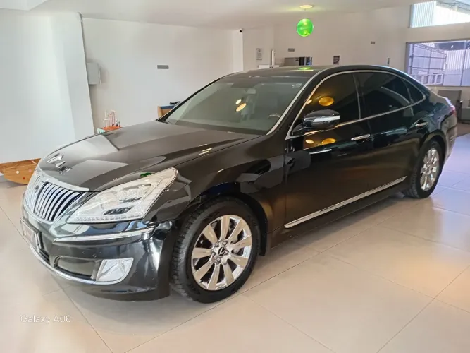 Hyundai Equus 4.6 V8 32V 366cv 4P Aut. 2012