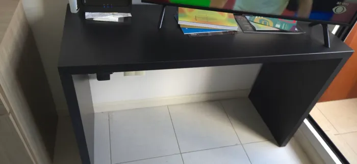 Aparador moderno ótimo estado 
