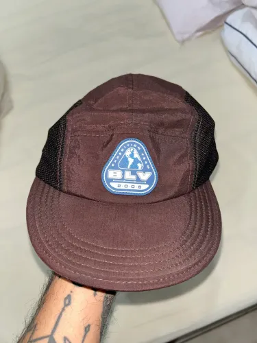 Boné five panel BOLOVO - marrom NOVO