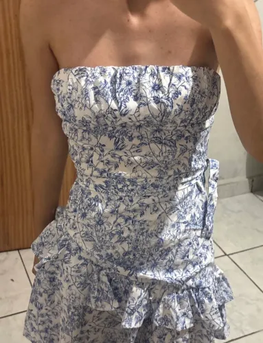vestido tomara que caia floral