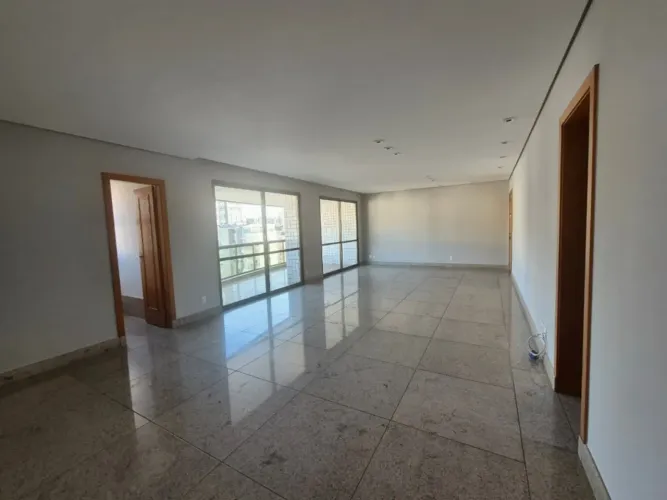 Apartamento com 4 quartos para alugar em Belo Horizonte