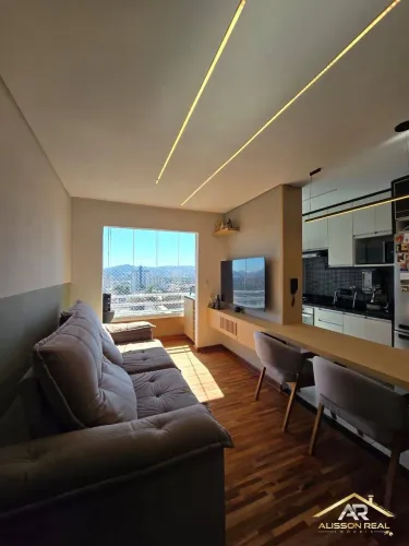 Lindo Apartamento de 48m²| 2 Quartos| 1 Vaga| Moveis Planejados no Quitaúna