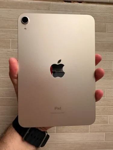 iPad mini 6 64Gb cor estelar novíssimo! Sem marcas de uso. Acompanha capa