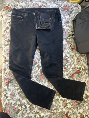 Calça jeans cor preta Tommy Hilfiger