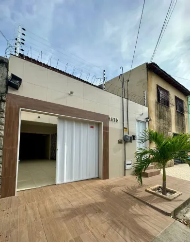 Vendo Casa No Quintino Cunha - Aceita Financiamento