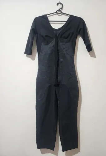 Vendo Cinta Pós- Cirúrgica, Corpo inteiro. Valor 130 reais