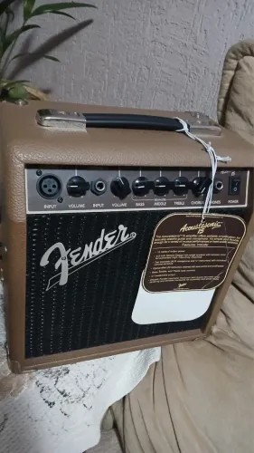 Amplificador  Fender Acoustasonic 15