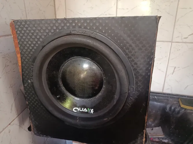 Caixa de som para carro