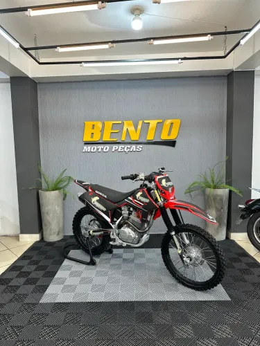 Crf 230 F 2013 Vermelha