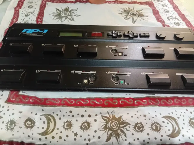 pedaleira Digitech