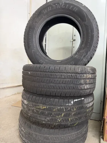 Pneus Goodyear 265/65 R17