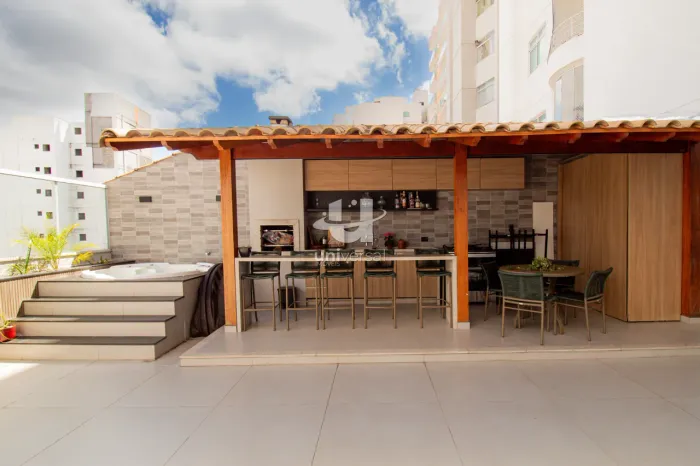 Apartamento com Área Externa Privativa, Jacuzzi e Espaço Gourmet Aceita Carro e Imóvel na