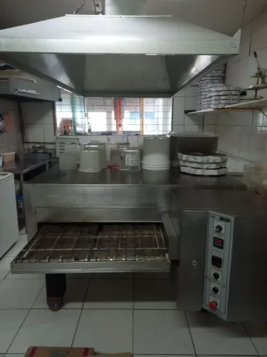 VENDO PIZZARIA E ESFIHARIA COMPLETA EM COLOMBO