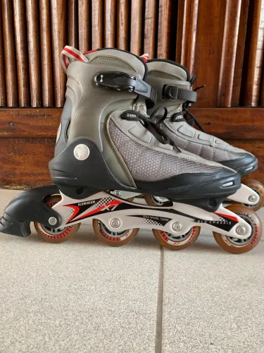 Patins Inline X7 tamanho 40