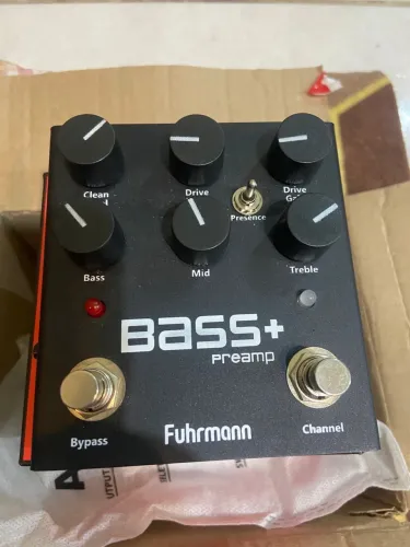 Pedal pré amp fuhrmann bass