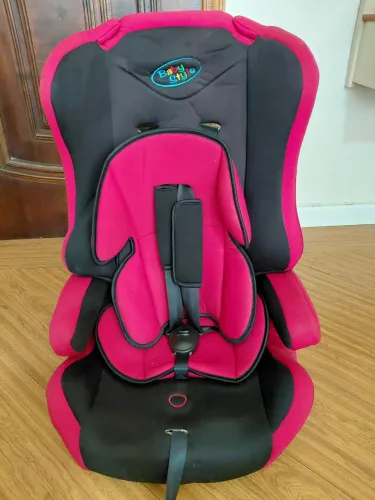 Cadeirinha para veículo  universal 