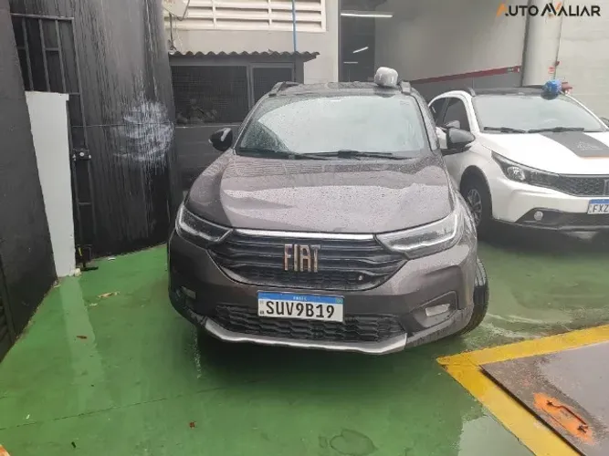 Fiat Strada Volcano 1.3 Flex 8V CD 2024