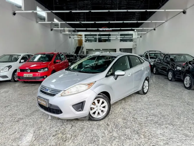 Ford Fiesta Sedan SE 1.6 16V Flex 4P 2011