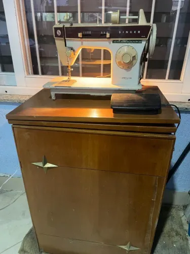 Máquina Costura Singer Facilita