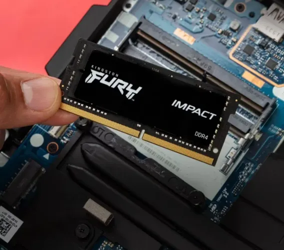 Memória 16GB 3200MHz RAM SODIMM Kingston Fury 