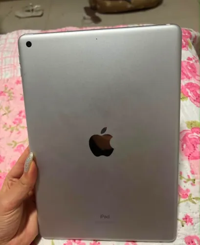 Vendo iPad 9ª geração + Apple Pencil 1ª geração