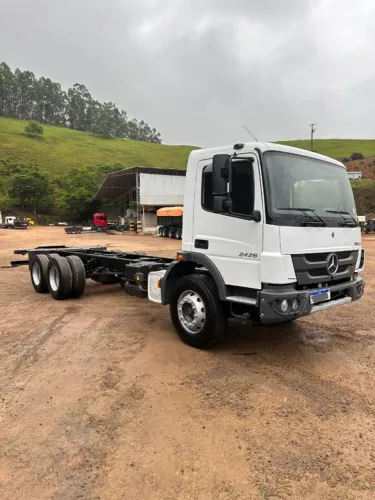MERCEDES BENZ ATEGO 2426 6X2