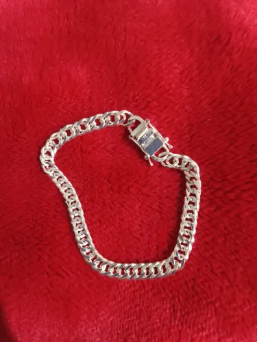 Vendo pulseira de prata 700 prata mista