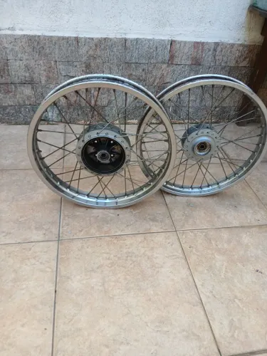 Par de rodas ybr 125 ED