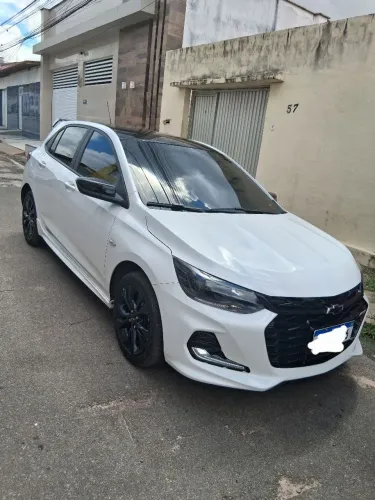 Onix RS 1.0 turbo automático