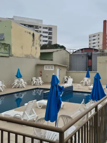 Vendo ou alugo apartamento garden (1° andar) no bairro São Luiz - VR, condomínio fechado.