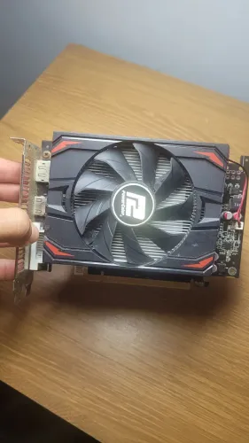 Rx 550 4gb com problema