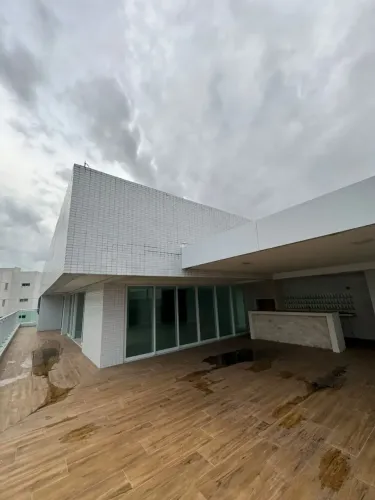 VC - Cobertura 346 m, melhor localização da cidade