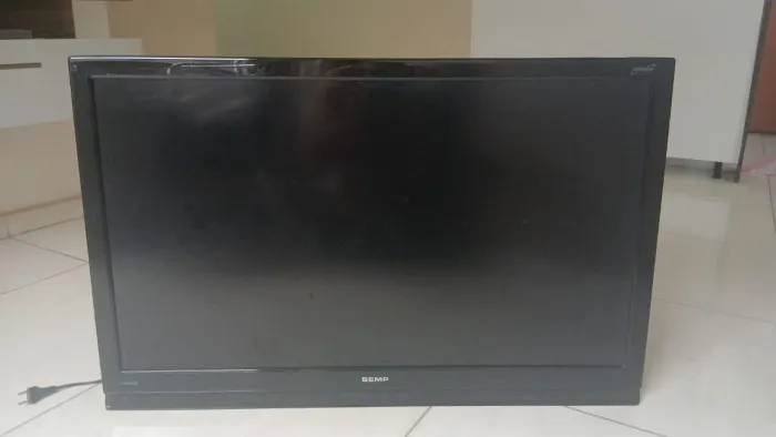 TV Semp Toshiba