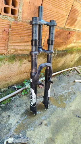 Suspensão zoom 2 andar aro 26
