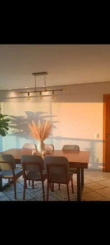 06 Cadeiras Semi novas de jantar