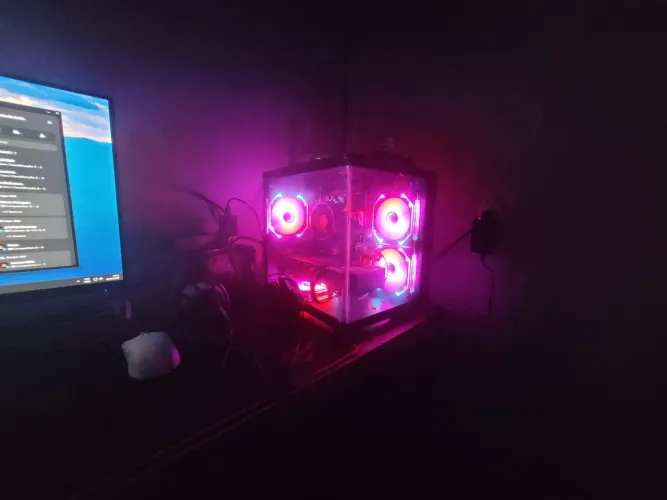 PC GAMER MONTADO RYZEN 5 5500 + RX580 8GB