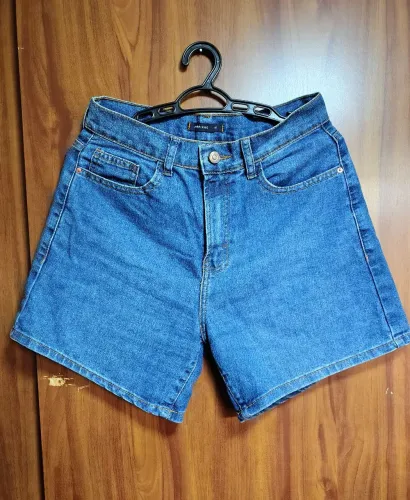 BERMUDA JEANS FEMININA 
