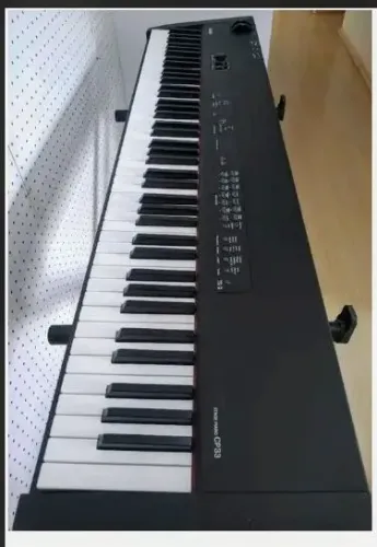 Yamaha - Plano digital CP33 - impecável 