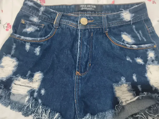 Short lança perfume tamanho 36