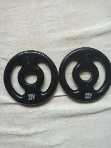 Par de Anilhas de 1kg Emborrachadas Furo 31mm na cor Azul