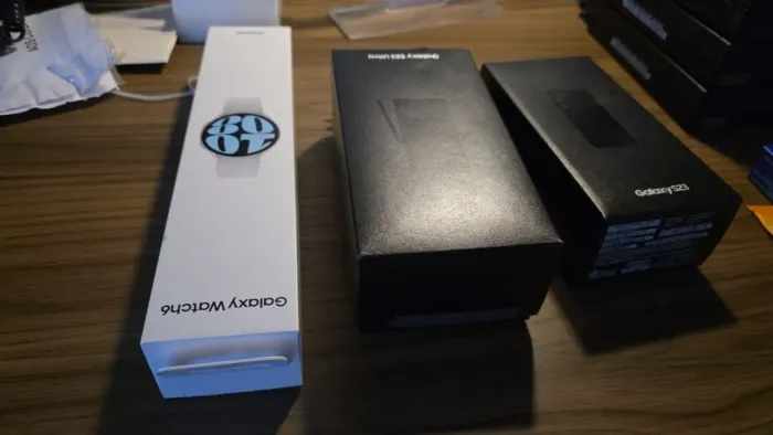Vendo Samsung Galaxy S23 com Samsung watch 6 44mm LTE