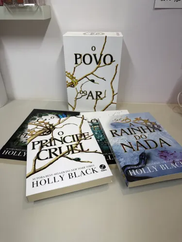 Box O Povo do Ar + pôster + bandeirinha