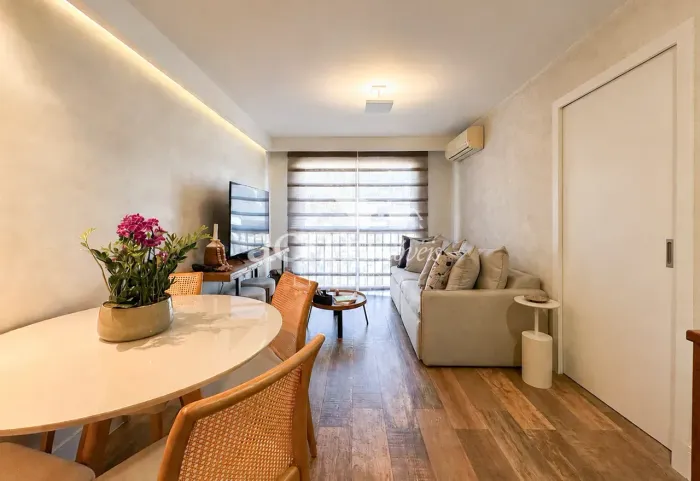 Granja Brasil Itaipava. Apartamento moderno, prático, mobiliado