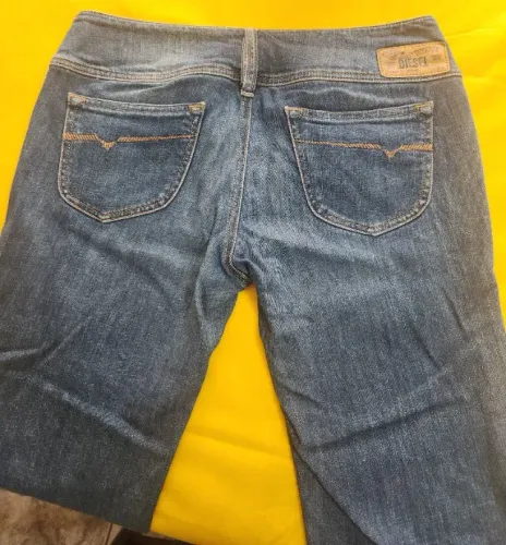 Calça jeans Diesel feminina 31 (41)