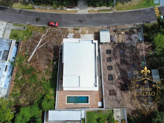 ALPHAVILLE 2 - ALTO PADRÃO - 380m²