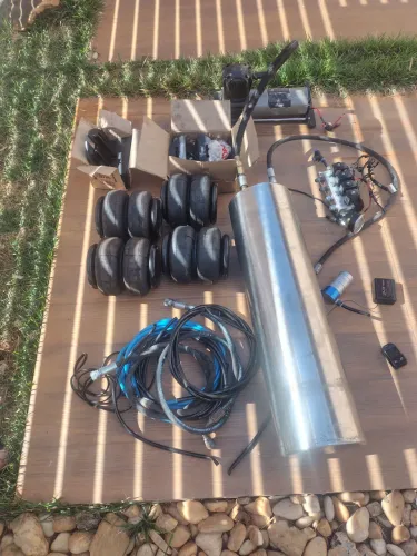 Vendo suspensão a ar completa carro , camionete