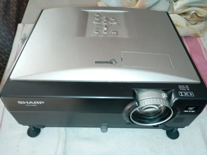 Datashow projetor Sharp 