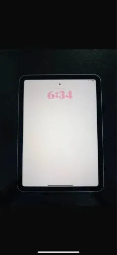 iPad a16 128gb bateria 100% carregador incluso